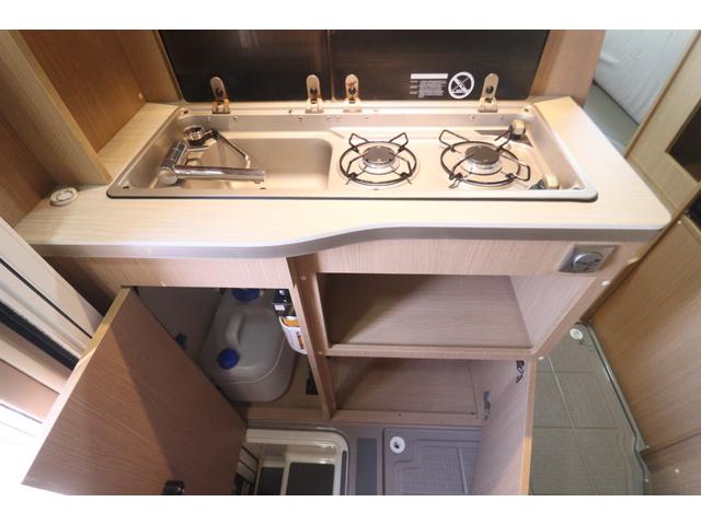 カムロード バンテック コルドリーブス 家庭用エアコン FFヒーター ソーラーパネル インバーター1500W トリプルサブバッテリー マックスファン 冷蔵庫 ナビ フルセグ Bluetooth ETC2.0 ワンオーナー キャンピングカー(49枚目)