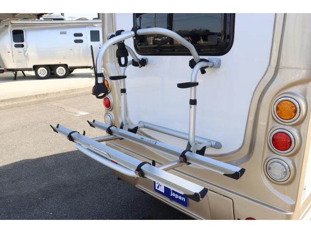 ハイゼットトラック ＪＰスター　ハッピー１＋　４ＷＤ　４００Ａｈリチウム／１２Ｖクーラー／ＦＦヒーター／冷蔵庫／液晶テレビ／電子レンジ／マックスファン／サイバーナビ／ＥＴＣ２．０／前後ドラレコ／前後スタビ／社外ショック／リアエアロ／キャンピングカー（26枚目）