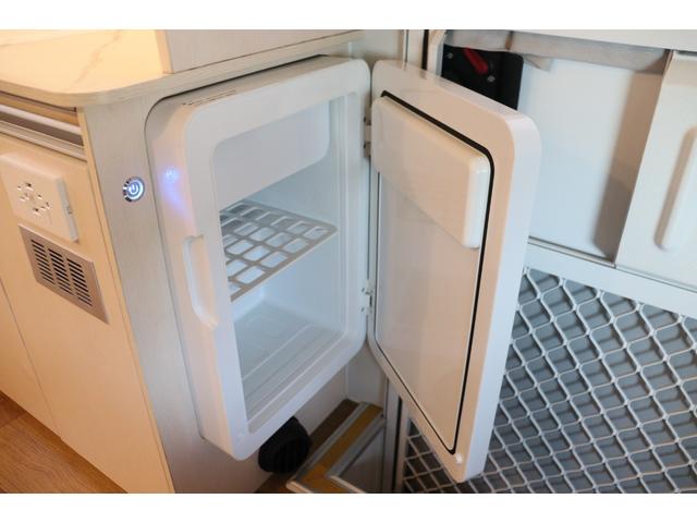 ハイゼットトラック ＪＰスター　ハッピー１＋　４ＷＤ　４００Ａｈリチウム／１２Ｖクーラー／ＦＦヒーター／冷蔵庫／液晶テレビ／電子レンジ／マックスファン／サイバーナビ／ＥＴＣ２．０／前後ドラレコ／前後スタビ／社外ショック／リアエアロ／キャンピングカー（56枚目）