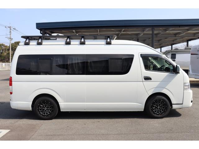 ���X�̉c�Ǝ��Ԃ͂`�l�X�F�O�O�`�o�l�P�W�F�O�O�܂łƂȂ�܂��B���T�Ηj������x���ɂȂ�܂��̂ŁA�����ӂ��������B�F�l�̂����X�S��肨�������Ă���܂��B