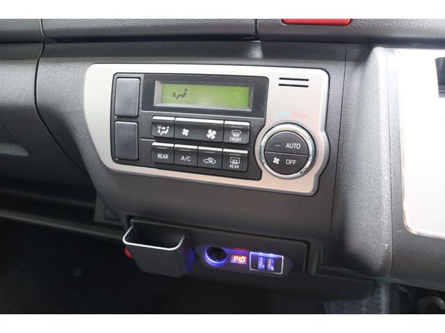 ���X�̉c�Ǝ��Ԃ͂`�l�X�F�O�O�`�o�l�P�W�F�O�O�܂łƂȂ�܂��B���T�Ηj������x���ɂȂ�܂��̂ŁA�����ӂ��������B�F�l�̂����X�S��肨�������Ă���܂��B