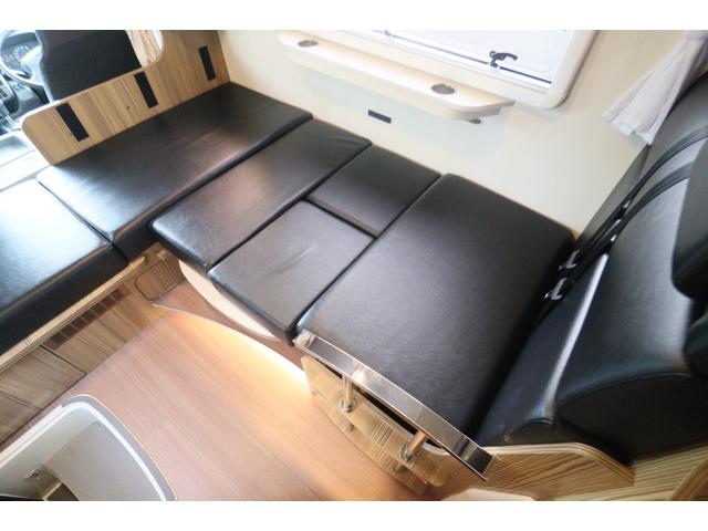 バンテック　ジル５２０　２．８Ｌディーゼル／ダブルタイヤ／先進安全装備／家庭用エアコン／トリプルサブ／１５００Ｗインバーター／温水ボイラー／ラップポン／テレビ／ＥＴＣ２．０／前後ドラレコ／ＫＹＢショック／キャンピングカー（画像4）
