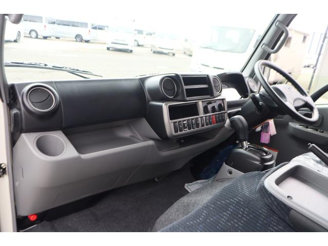 フジカーズジャパン　ＮＯＶＡ　ノヴァ　タイプＷ　４ＷＤ　新車未登録／新型３ＧＤエンジン／エボライト／急速充電／家庭用エアコン／トリプルサブ／１５００Ｗインバーター／ＦＦヒーター／電子レンジ／マックスファン／冷蔵庫／キャブコン／キャンピングカー（画像32）