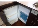 クレソンボヤージュ　エボライト　キャンピングカー　家庭用エアコン　ＦＦヒーター　ソーラーパネル　インバーター１５００Ｗ　トリプルサブ　電子レンジ　テレビ　　リアスタビライザー　強化ショック　冷蔵庫　シンク　リアクーラー　バックカメラ（33枚目）
