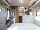 デュカト ローラーチーム　ゼフィーロ２８５ＴＬ　新車　キャンピングカー　乗車５名　就寝５名　家庭用エアコン　セーフティパック　燃料タンク９０Ｌ　右ハンドル　ＬＥＤデイライト　パーキングセンサー　温水ボイラー　ＦＦヒーター　電動プルダウンベッド　１８０馬力（2枚目）