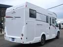 ローラーチーム　ゼフィーロ２８５ＴＬ　新車　キャンピングカー　乗車５名　就寝５名　家庭用エアコン　セーフティパック　燃料タンク９０Ｌ　右ハンドル　ＬＥＤデイライト　パーキングセンサー　温水ボイラー　ＦＦヒーター　電動プルダウンベッド　１８０馬力（18枚目）