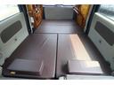 エブリイ オートワン　給電くん　ポップアップルーフ　／ジョインターボ４ＷＤ／ＦＦヒーター／シンク／サブバッテリー／走行充電／外部電源／１７００インバーター／ソーラーパネル／リアスピーカー／ビックＸナビ／ナビ切替スイッチ／ＥＴＣ２．０／キャンピングカー（2枚目）