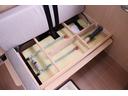 バンテック　コルドリーブス２．１０　ディーゼル４ＷＤ／先進安全装備／ダブルタイヤ／家庭用エアコン／トリプルサブＢＴ／１５００Ｗインバーター／ソーラー／ＤＣ冷蔵庫／液晶テレビ／電子レンジ／内部電源／フローティングナビ／キャンピングカー（70枚目）