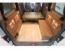 NV200バネットワゴン FOCS Luz フォックス ルソ Bスタイル 新車 特別塗装色/レザーシート加工/高断熱処理/サブバッテリー/走行充電/外部充電/バッテリーモニター/脱着式テーブル/フリップダウンモニター/ナビ電源SW/ポータブル電源用コンセント/キャンピングカー(8枚目)