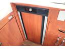 当店の営業時間はAM9:00〜PM18:00までとなります。毎週火曜日が定休日になりますので、ご注意ください。皆様のご来店心よりお持ちしております。