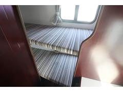 �ꥢ�����ʥ٥åɤˤʤäƤ���ޤ����������ϣ����ߣ������ʤΤ���ͤ����Ǥ⽢����ǽ�Ǥ��� 6