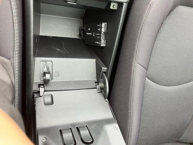 ロードスター Ｓ　ＲＨＴ　ナビＴＶ　イモビライザー　アドバンスキー　エアバッグ　フルセグＴＶ　ＥＴＣ車載器　Ｗエアバッグ　オートエアコン　ＡＢＳ　アルミホイール　キーレスエントリー　サイドエアバッグ　横滑り防止装置（30枚目）