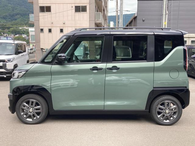 デリカミニ Ｔ　プレミアム　衝突軽減装置　ターボエンジン　オートハイビーム　ＬＫＡ　パワステ　フルタイム４ＷＤ　エアバッグ　ＬＥＤヘッド　ＥＳＣ　サイドカメラ　インテリキー　キーフリー　アルミホイール　ルーフレール　シートヒータ（3枚目）