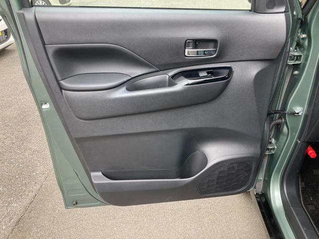 デリカミニ Ｔ　プレミアム　衝突軽減装置　ターボエンジン　オートハイビーム　ＬＫＡ　パワステ　フルタイム４ＷＤ　エアバッグ　ＬＥＤヘッド　ＥＳＣ　サイドカメラ　インテリキー　キーフリー　アルミホイール　ルーフレール　シートヒータ（31枚目）