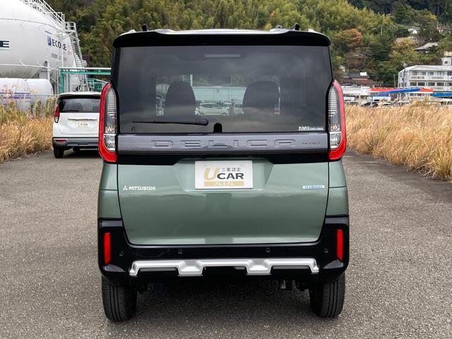 デリカミニ Ｔ　プレミアム　６６０　Ｔ　プレミアム　４ＷＤ　ＣＤ・デジタルルームミラー・全周囲カメラ　衝突軽減装置　ターボエンジン　オートハイビーム　ＬＫＡ　パワステ　フルタイム４ＷＤ　エアバッグ　ＬＥＤヘッド　ＥＳＣ　ＡＢＳ（5枚目）