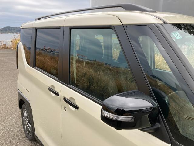 デリカミニ Ｔ　プレミアム　衝突軽減装置　オートハイビーム　ＬＫＡ　寒冷地　パワステ　Ａライト　フルタイム４ＷＤ　エアバッグ　ＬＥＤヘッド　ＥＳＣ　サイドカメラ　クルコン　キーフリー　ルーフレール　シートヒータ　セキュリティ（14枚目）