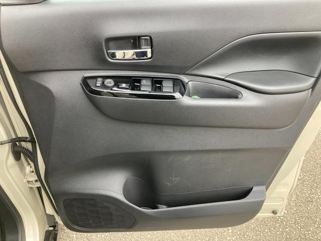 デリカミニ Ｔ　プレミアム　衝突軽減装置　オートハイビーム　ＬＫＡ　寒冷地　パワステ　Ａライト　フルタイム４ＷＤ　エアバッグ　ＬＥＤヘッド　ＥＳＣ　サイドカメラ　クルコン　キーフリー　ルーフレール　シートヒータ　セキュリティ（25枚目）