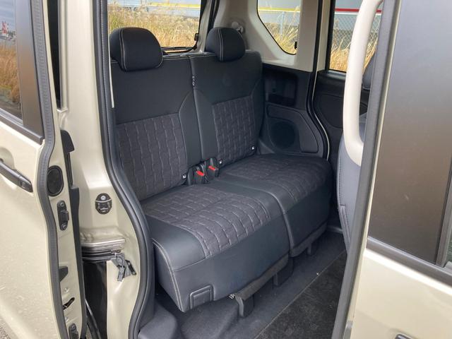 デリカミニ Ｔ　プレミアム　衝突軽減装置　オートハイビーム　ＬＫＡ　寒冷地　パワステ　Ａライト　フルタイム４ＷＤ　エアバッグ　ＬＥＤヘッド　ＥＳＣ　サイドカメラ　クルコン　キーフリー　ルーフレール　シートヒータ　セキュリティ（28枚目）