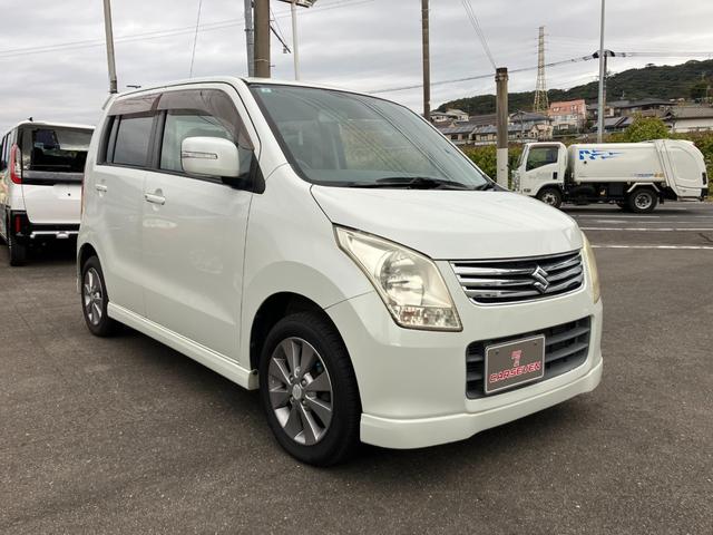 ワゴンＲ リミテッド　セキュリティーアラーム　キーレスエントリー　ＡＷ　運転席エアバッグ　パワステ　ＡＢＳ付　フロントベンチシート　パワーウィンドウ　フルオートエアコン　フルフラットシート　スマートキープッシュスタート（3枚目）