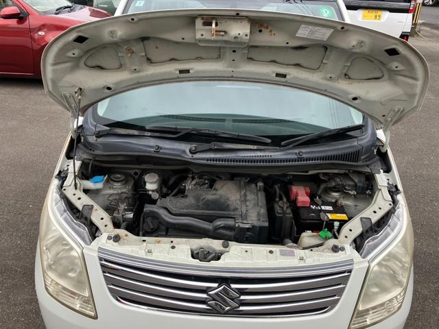 ワゴンＲ リミテッド　セキュリティーアラーム　キーレスエントリー　ＡＷ　運転席エアバッグ　パワステ　ＡＢＳ付　フロントベンチシート　パワーウィンドウ　フルオートエアコン　フルフラットシート　スマートキープッシュスタート（13枚目）