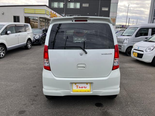 ワゴンＲ リミテッド　セキュリティーアラーム　キーレスエントリー　ＡＷ　運転席エアバッグ　パワステ　ＡＢＳ付　フロントベンチシート　パワーウィンドウ　フルオートエアコン　フルフラットシート　スマートキープッシュスタート（14枚目）
