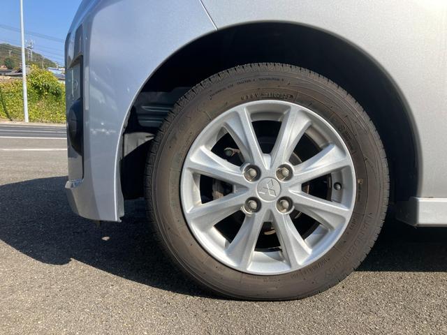 �����ÎԂł����S�ȗ��R���@���s�Ǘ�����Ƀf�[�^��o�^�B�ߋ��̃��[�^�[�������Ɖ�@�s�����Ȃ����S�ԃ`�F�b�N���Ă��܂��B�J�[�Z�u���|���X�Ȃ�ԑI�т����S�ł��B