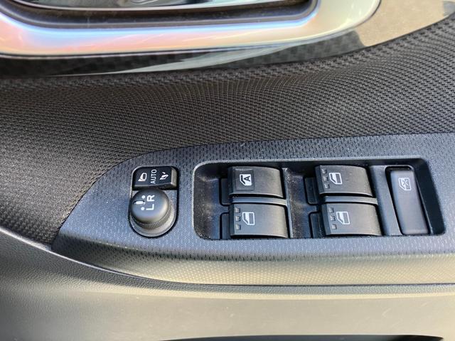 ムーヴ カスタム　ＸリミテッドＩＩ　ＳＡＩＩＩ　パノラミックビューモニター　ドライブレコーダー　ナビＴＶ　エアバック　アルミ　シートヒーター　スマートキー　アイドリングストップ　ＡＢＳ　バックカメラ　地デジ　オートエアコン　助手席エアバッグ　ＬＫＡ（19枚目）