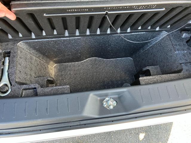 ムーヴ カスタム　ＸリミテッドＩＩ　ＳＡＩＩＩ　パノラミックビューモニター　ドライブレコーダー　ナビＴＶ　エアバック　アルミ　シートヒーター　スマートキー　アイドリングストップ　ＡＢＳ　バックカメラ　地デジ　オートエアコン　助手席エアバッグ　ＬＫＡ（33枚目）