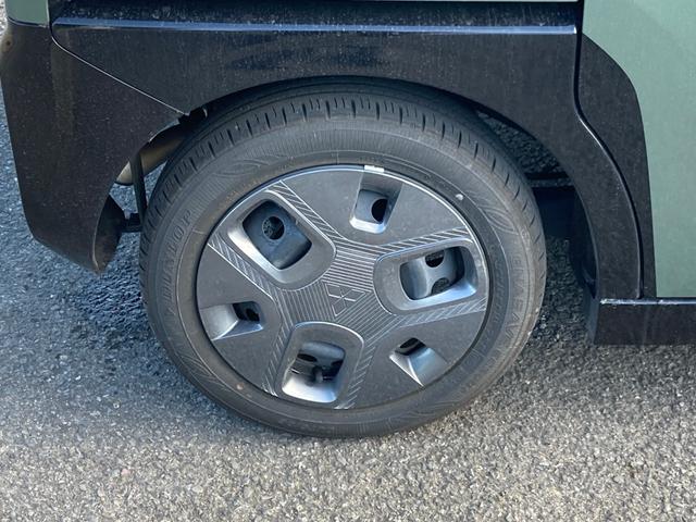 デリカミニ Ｔ　エアコン　キーフリー　前席シートヒーター　ルーフレール　ＥＴＣ　ＬＥＤヘッドライト　ｉストップ　クリアランスソナー　スマートキー　エアバッグ　盗難防止　ベンチシート　ターボ　レーダーブレーキ（16枚目）