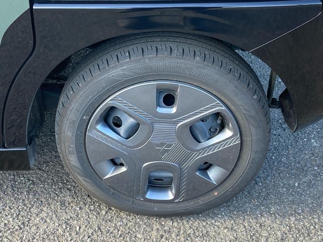 デリカミニ Ｔ　エアコン　キーフリー　前席シートヒーター　ルーフレール　ＥＴＣ　ＬＥＤヘッドライト　ｉストップ　クリアランスソナー　スマートキー　エアバッグ　盗難防止　ベンチシート　ターボ　レーダーブレーキ（18枚目）