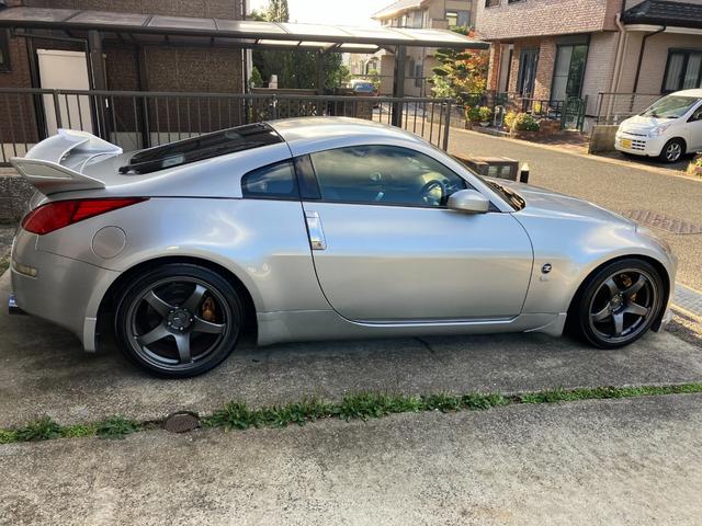 フェアレディＺ バージョンＳ　６ＭＴ　点検記録簿　アミューズＲ１チタンマフラー　エンケイ１８インチアルミホイール　ラルグス車高調　ブレンボ　ＥＴＣ　タペットカバー　クラッチ一式　ロアアーム　リアクランクオイルシール交換済み（10枚目）