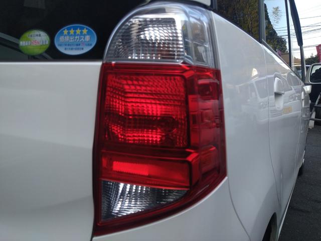 ライフ Ｇ　ＡＣ　ＰＳ　ＰＷ　ＡＢＳ　Ｗエアバッグ　　キーレス　衝突安全ボディ　ベンチシート　電動格納ミラー　ヘッドライトレベライザー付　純正モニター付きＦＭ／ＡＭ／ＣＤ付オーディオ　バックカメラ付（21枚目）