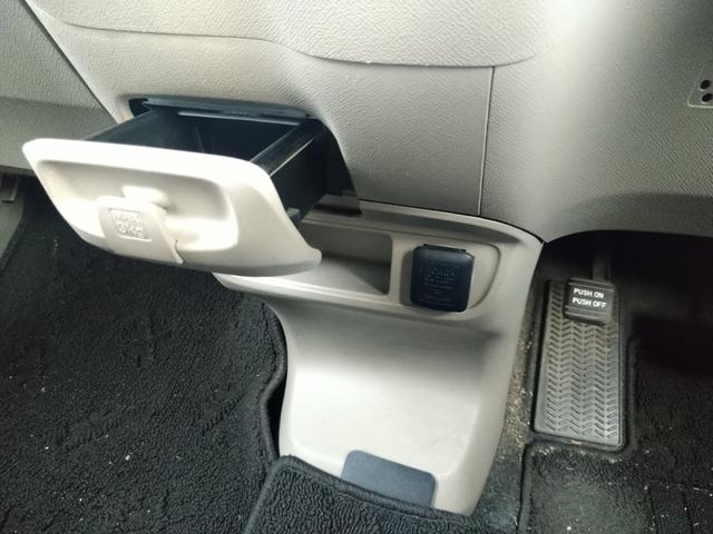 ライフ Ｇ　ＡＣ　ＰＳ　ＰＷ　ＡＢＳ　Ｗエアバッグ　　キーレス　衝突安全ボディ　ベンチシート　電動格納ミラー　ヘッドライトレベライザー付　純正モニター付きＦＭ／ＡＭ／ＣＤ付オーディオ　バックカメラ付（28枚目）