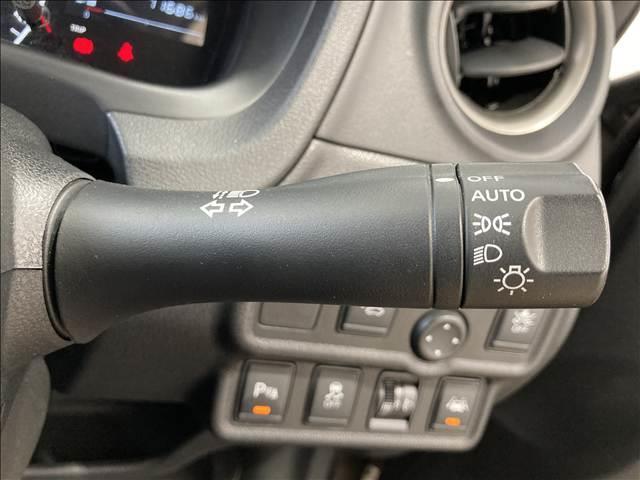 ノート ｅ－パワー　Ｘ　禁煙車　安全装置　社外ナビ　ＥＴＣ　横滑り防止装置　衝突軽減ブレーキ　障害物センサー　Ｂｌｕｅｔｏｏｔｈ接続　スマートキー（13枚目）