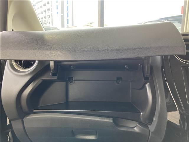 ノート ｅ－パワー　Ｘ　禁煙車　安全装置　社外ナビ　ＥＴＣ　横滑り防止装置　衝突軽減ブレーキ　障害物センサー　Ｂｌｕｅｔｏｏｔｈ接続　スマートキー（34枚目）