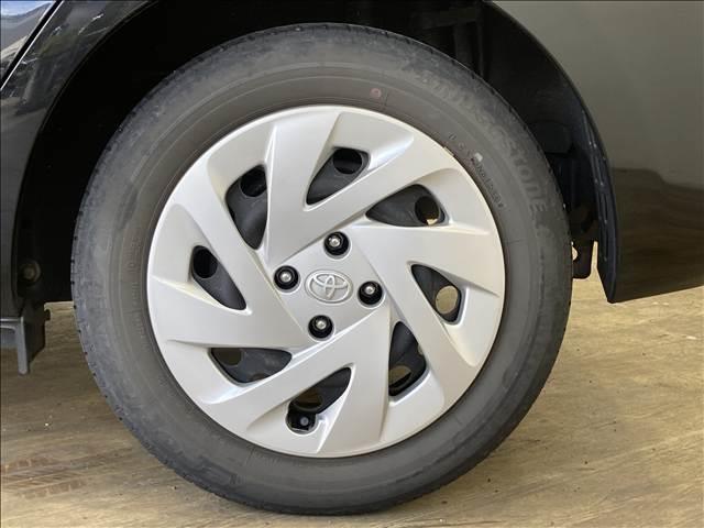アクア Ｇ　禁煙車　安全装置　社外ナビ　Ｂカメラ　ＥＴＣ　衝突軽減ブレーキ　横滑り防止装置　クルーズコントロール　Ｂｌｕｅｔｏｏｔｈ接続　フルセグＴＶ　ＤＶＤ再生　スマートキー（24枚目）