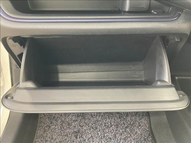 アクア Ｓ　禁煙車　純正ナビ　ＥＴＣ　Ｂｌｕｅｔｏｏｔｈ接続　横滑り防止装置　ワンセグＴＶ　キーレス（37枚目）