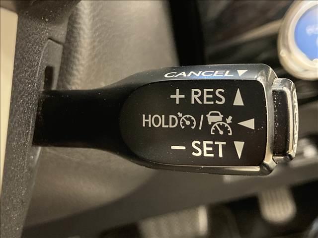 プリウスＰＨＶ Ａ　安全装置　純正ナビ　バックカメラ　シートヒーター　ＥＴＣ　衝突軽減ブレーキ　横滑り防止装置　障害物センサー　クルーズコントロール　レーンキープアシスト　パーキングアシスト　Ｂｌｕｅｔｏｏｔｈ接続（32枚目）
