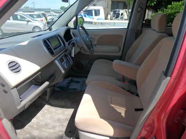 EナビフルセグTV DVD USB スマートキー オートAC(16枚目)