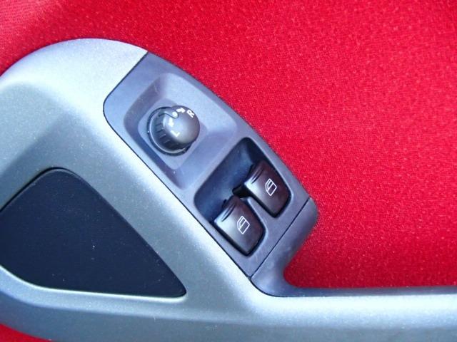 mhd アイドリングストップ パノラマルーフ ナビ ETC HID キーレス(16枚目)