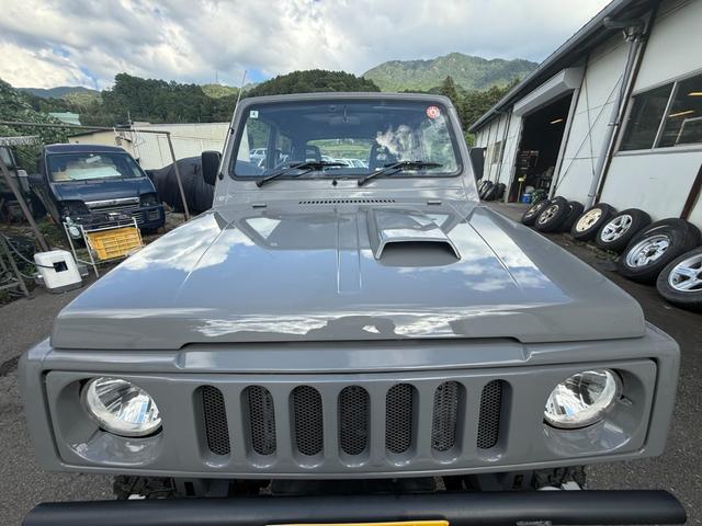 ジムニー 　社外バンパー　社外マフラー　社外ハンドル　全塗装　リフトアップ　　１６インチアルミホイール　ＭＴタイヤ　ＥＴＣ（5枚目）