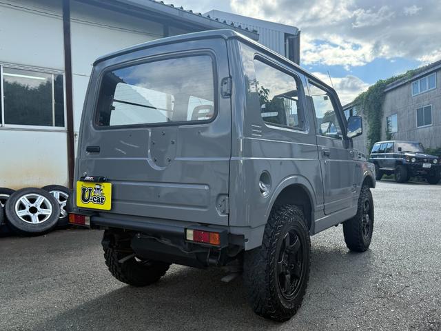 ジムニー 　社外バンパー　社外マフラー　社外ハンドル　全塗装　リフトアップ　　１６インチアルミホイール　ＭＴタイヤ　ＥＴＣ（9枚目）