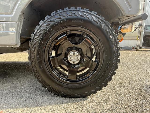 ジムニー 　社外バンパー　社外マフラー　社外ハンドル　全塗装　リフトアップ　　１６インチアルミホイール　ＭＴタイヤ　ＥＴＣ（23枚目）