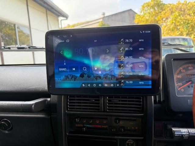 ジムニー ワイルドウインドリミテッド　オールペイント　社外バンパー　ディスプレイオーディオ　サイドステップ　ルーフキャリア　１６インチアルミホイール　タンクガード（16枚目）