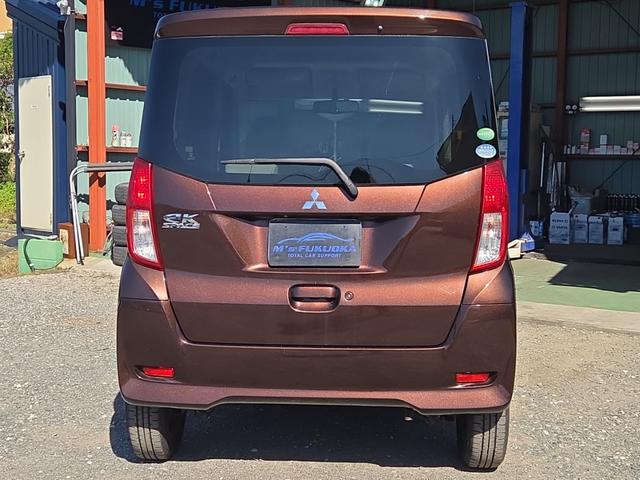 eKスペース G AT アイドリングストップ スマートキー オートエアコン 片側パワースライドドア シートバックテーブル リヤサーキュレーター バックカメラ ETC 電動格納ミラー(6枚目)