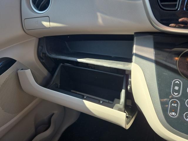 eKスペース G AT アイドリングストップ スマートキー オートエアコン 片側パワースライドドア シートバックテーブル リヤサーキュレーター バックカメラ ETC 電動格納ミラー(32枚目)