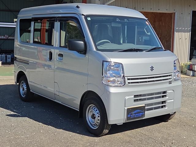 エブリイ PAリミテッド 登録済み未使用車 AT パワーウィンド キーレスエントリー ルーフコンソール USBチャージャー パーキングセンサー アイドリングストップ スズキセーフティサポート(3枚目)