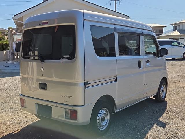 エブリイ PAリミテッド 登録済み未使用車 AT パワーウィンド キーレスエントリー ルーフコンソール USBチャージャー パーキングセンサー アイドリングストップ スズキセーフティサポート(5枚目)