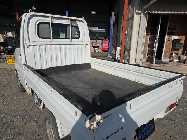 ミニキャブトラック ＶＸ－ＳＥ　５ＭＴ　４ＷＤ　ＨｉＬＯ切り替え　Ａ／Ｃ　パワステ（12枚目）