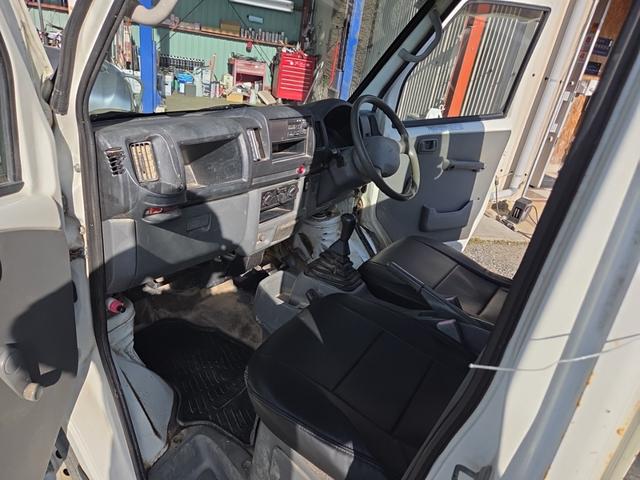 ミニキャブトラック ＶＸ－ＳＥ　５ＭＴ　４ＷＤ　ＨｉＬＯ切り替え　Ａ／Ｃ　パワステ（16枚目）